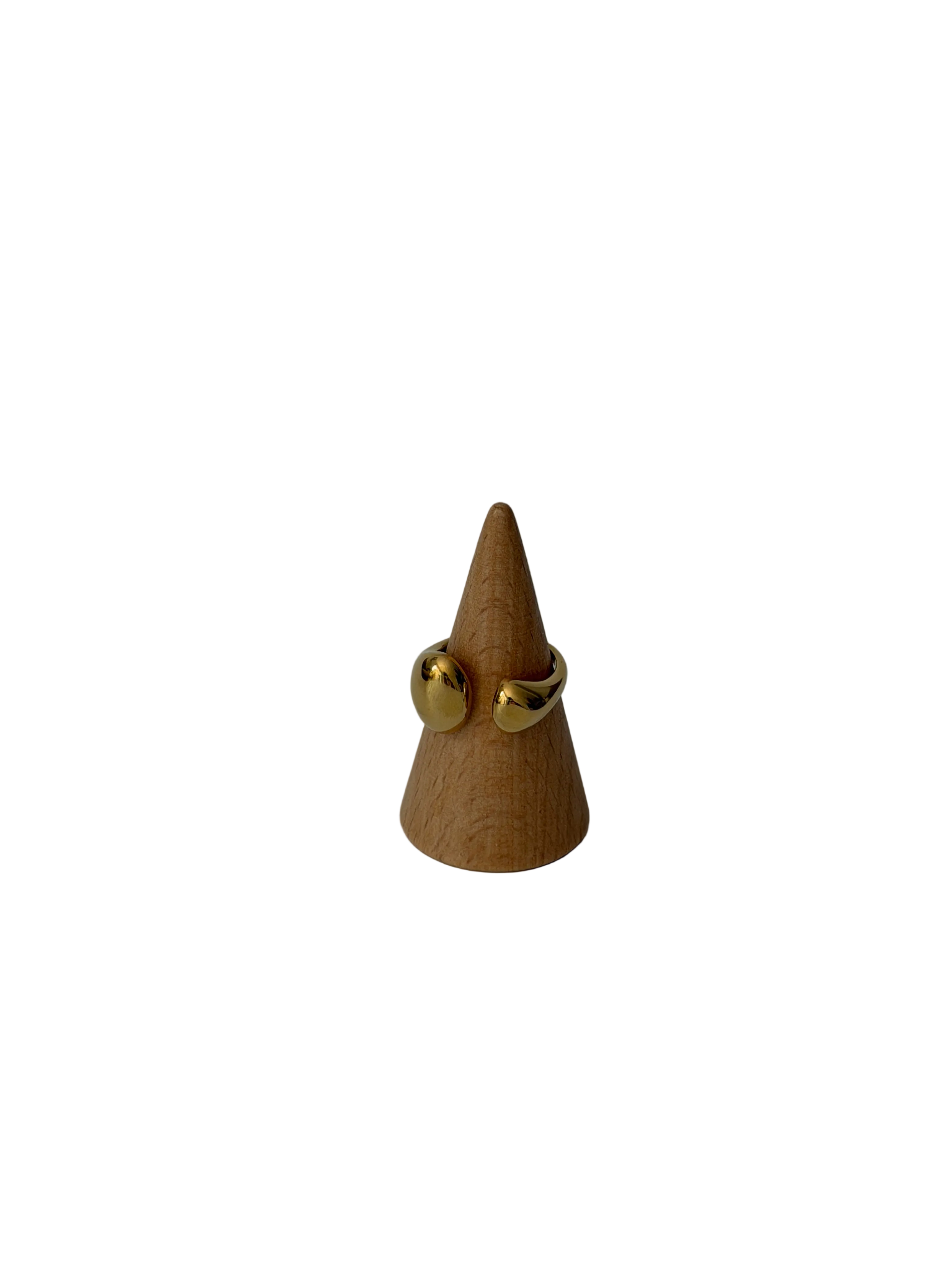 Bague Loan
